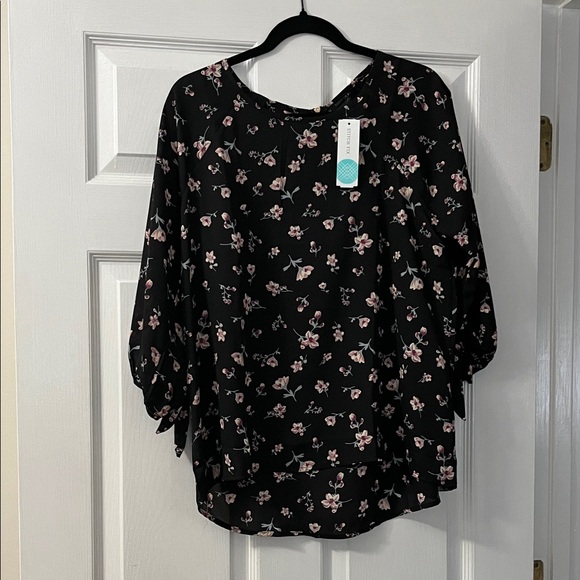 Papermoon Tops - Papermoon Black Floral Blouse